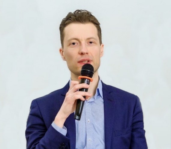 Alexander Pankov